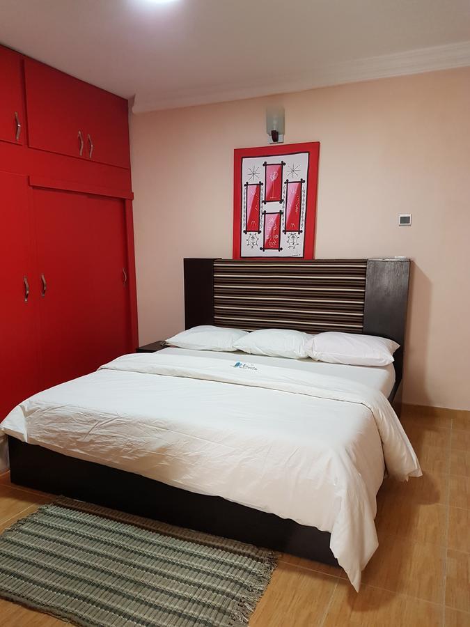 Hillside Gardens Ltd Hotel ลากอส ภายนอก รูปภาพ