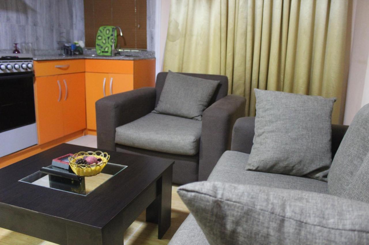 Hillside Gardens Ltd Hotel ลากอส ภายนอก รูปภาพ
